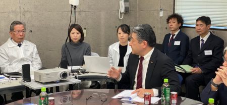 厚生労働委員会　視察