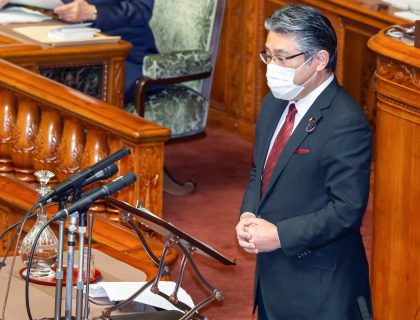 本会議　代表質問